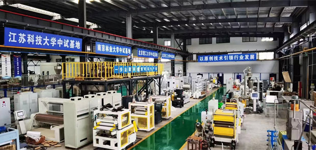 高性能熱塑性復合材料產(chǎn)線三維動畫 高性能熱塑性復合材料產(chǎn)線三維動畫